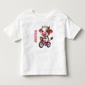 子どもの名前がついたかわいい牛の乗り自転車 トドラーTシャツ (正面)