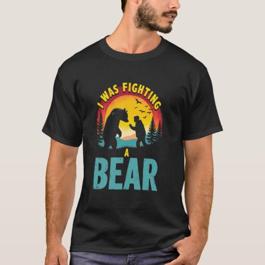 子どもの熊との戦い 勇敢さ Tシャツ (正面)