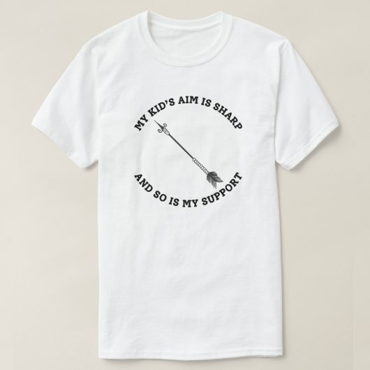 子どもの狙いは鋭い | アーチェリーパパ Tシャツ (デザイン正面)