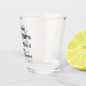 子ども時代の始めの50年が最もつらい  ショットグラス (右)