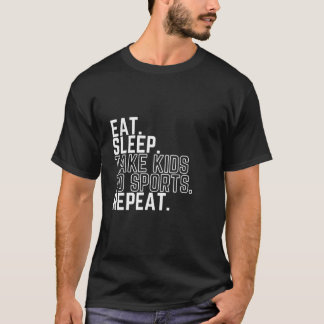 子ども食べがスポーツの繰り返しに連れて行く Tシャツ