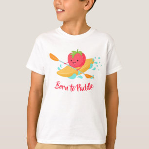 子ど生まれものカヤックを漕ぐ Tシャツ