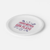 子の前誇りを持ったに祈野球の母が現遊在 ペーパープレート (アングル)