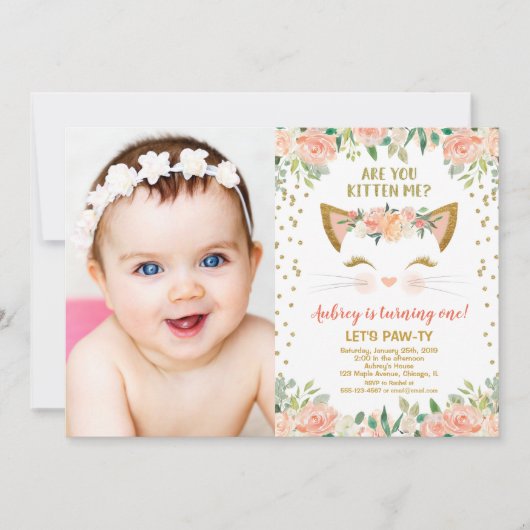 子ネコちゃん桃のクリームガールバースデーフォト 招待状 (正面)