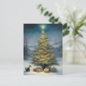 子ネコとプレゼント付き屋外クリスマスツリー ポストカード (スタンド正面)