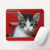 子ネコのかいま見ること マウスパッド (マウス)