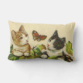 子ネコのアメリカ人のMoJoの枕 ランバークッション (裏面)