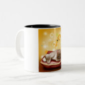 子ネコのリラックスさせるなマグ ツートーンマグカップ (正面左)