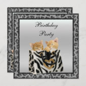 子ネコ及びヒョウのプリントの毛皮の銀の誕生会 招待状 (正面/裏面)