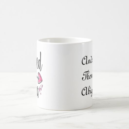 子パーソナライズされた供の名を付け賛美ている コーヒーマグカップ (中央)