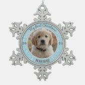 子パーソナライズされた犬の初めてのクリスマス写真 スノーフレークピューターオーナメント (正面)