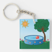 子供たちの裏庭のプールの光景と太陽の木 キーホルダー (正面)