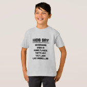 子供たちは言う:キノコは湿気の多い場所で育つ Tシャツ (正面フル)