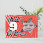 子供たち写真少年9thバースデーパーティー赤いブルー招待状 招待状 (スタンド正面)