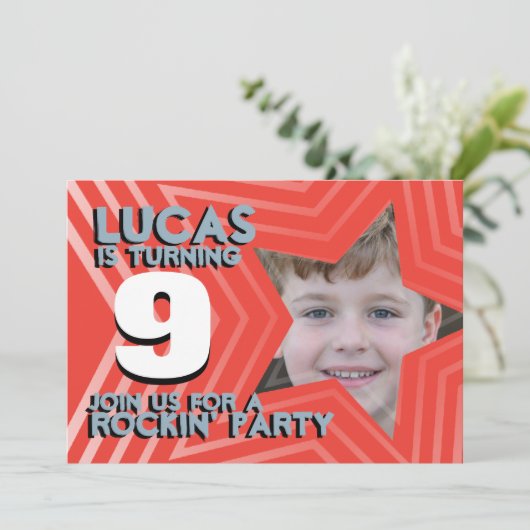 子供たち写真少年9thバースデーパーティー赤いブルー招待状 招待状 (スタンド正面)