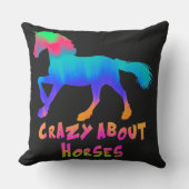 子供たち熱狂する「馬について」熱帯性タイダイ クッション (正面)