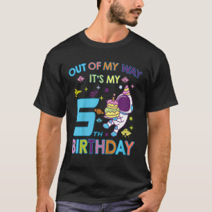 子供たち私の道の外のスペース私の5番目の誕生日だ Tシャツ