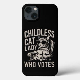 子供なしの猫好きの女性 2024年選挙で投票 カマラ iPhone 13ケース