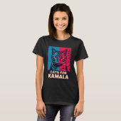 子供なしの猫好き婦人、Kamala Harrisに投票 2024 Tシャツ (正面フル)