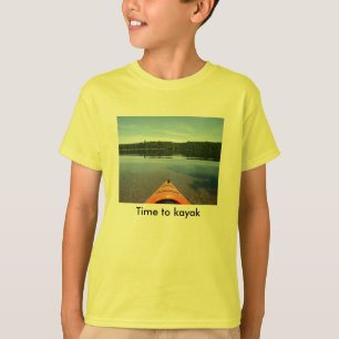 -子供のカヤックを漕ぐ時間Tシャツ Tシャツ