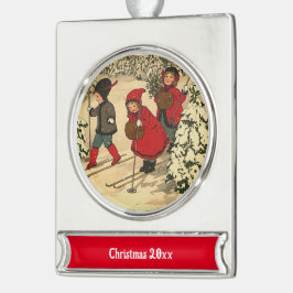 子供のスキー、ヴィンテージの冬のシーン シルバープレートバナーオーナメント