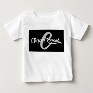 子供のトレーナーの黒いチャペルの小川のロゴ ベビーTシャツ