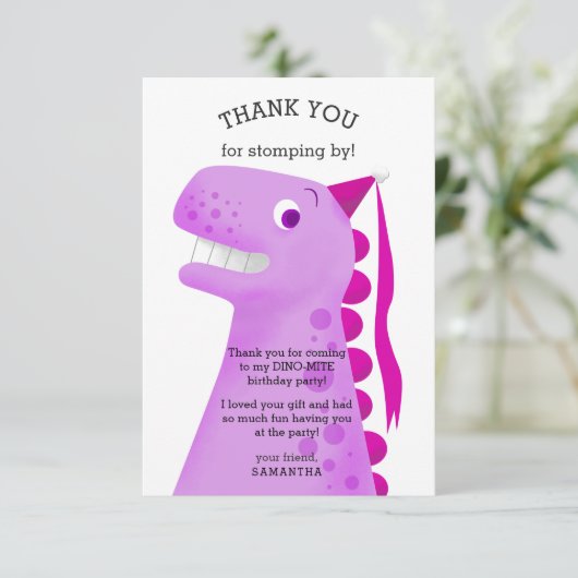 子供の恐竜誕生日パーティー ピンク サンキューカード (スタンド正面)