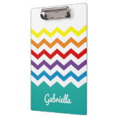 子供の虹のシェブロンのカラフルでかわいらしいパーソナライズ クリップボード (左)