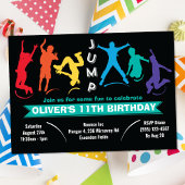 子供の虹のジャンプトランポリンの誕生日パーティー 招待状