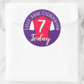 子供の誕生日のサッカーシャツをパーソナライズ ラウンドシール (バッグ)