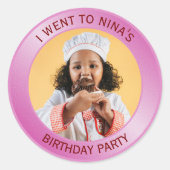 子供の誕生日パーティーのゲスト ピンク ラウンドシール (正面)