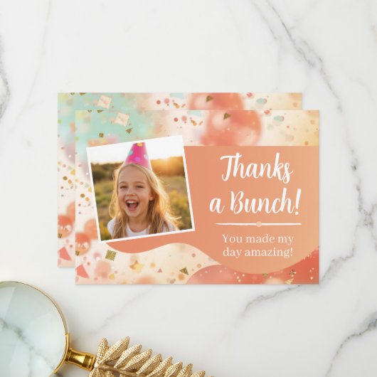 子供の誕生日写真ありがとうパステルコンフェッティ サンキューカード (正面/裏面インサイチュ)