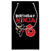 子供の誕生日忍者- 6歳パーティーテーマ スモールペーパーバッグ (裏面)