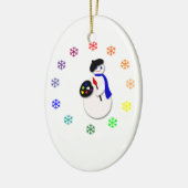 子供の雪だるまの芸術家wの雪片Colorwheel セラミックオーナメント (左)