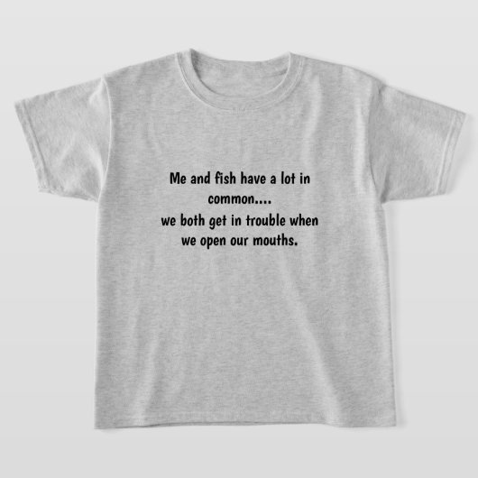 子供の面白い魚 Tシャツ (レイダウン)