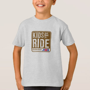 子供はちょうど青年Tシャツに乗りたいと思います Tシャツ
