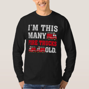 子供は、この多くの消防車の古い4歳B Tシャツ