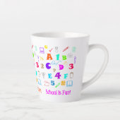 子供カラフルの手紙、数字、学校の用品 カフェラテマグ (右)
