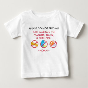 子供パーソナライズなピーナツ、卵及び貝のアレルギー ベビーTシャツ