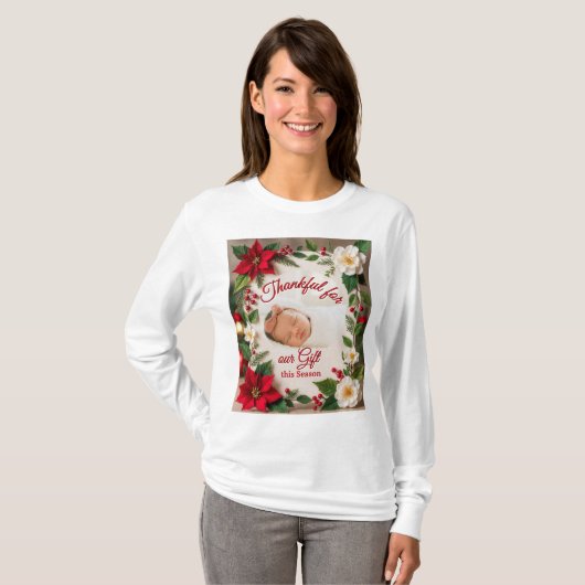 "子供時代の魔法を祝おう" Tシャツ (正面フル)