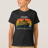 子供用 ブラック クルーズ シップ ファミリー Tシャツ (正面)