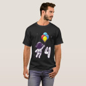 子供4歳の子供の誕生日パーティー宇宙飛行士の日O Tシャツ (正面フル)