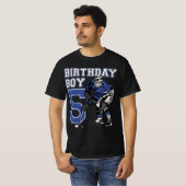 子供5歳アイスホッケーをテーマにした誕生日パーティー5 Tシャツ (正面フル)