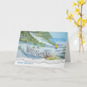 子歩くオンビーチ誕生日 カード (黄色い花)