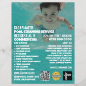 子泳ぐ人ポートレート、スイミングプールクリーニング チラシ (正面)