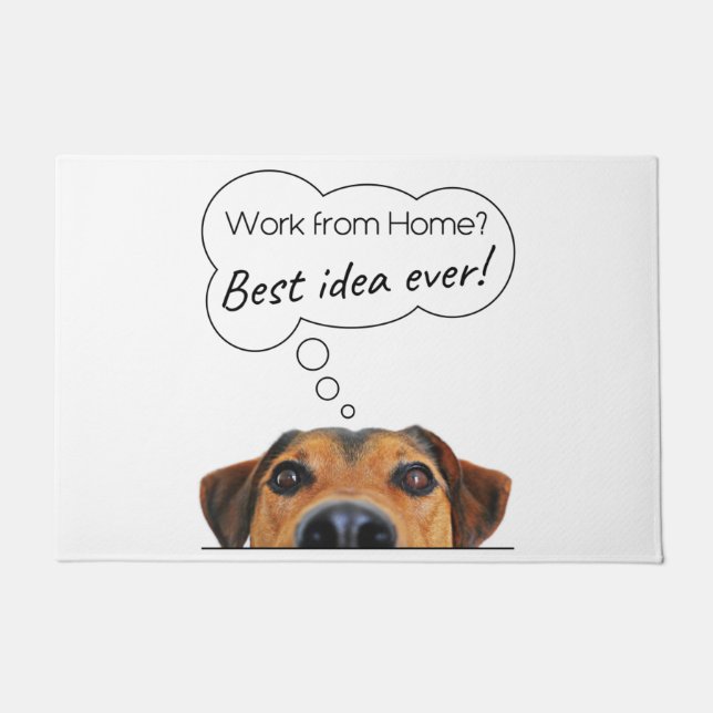 子犬おもしろいの考える子犬：自宅勤務？ ドアマット (正面)