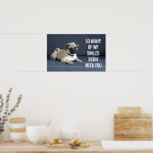 子犬がラウンジソファに ポスター (キッチン)