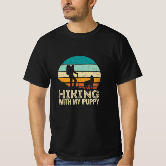 子犬とのハイキング Tシャツ
