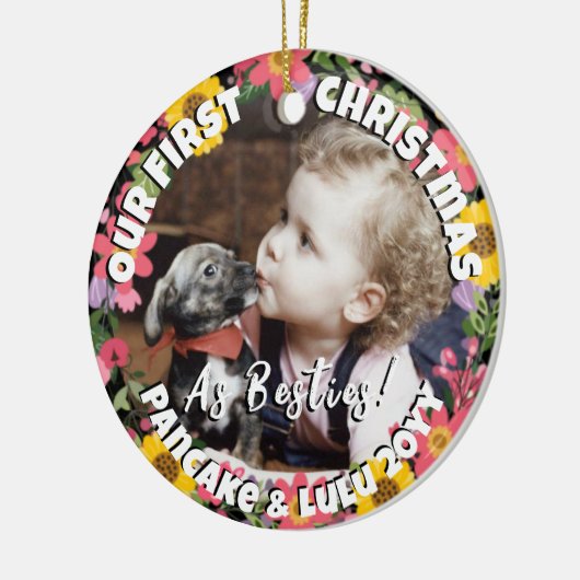 子犬とベビーの最初のクリスマスフォトフローラフレーム セラミックオーナメント (左)
