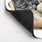 子犬と子猫が入った籠 マウスパッド (コーナー)